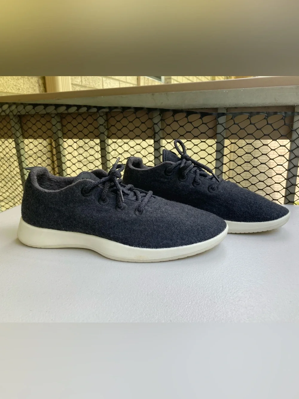 Allbirds Men's Size 11 Wool Runners Mizzles Merino Wool Dark Grey Sneakers